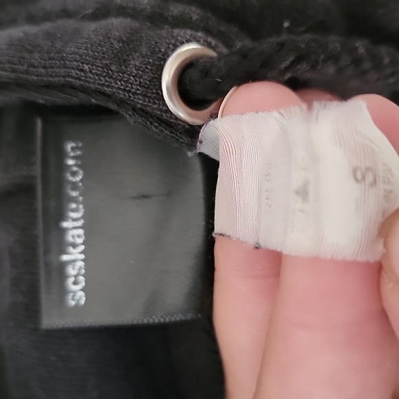 Santa Cruz Hoodie - Picture 5 of 5